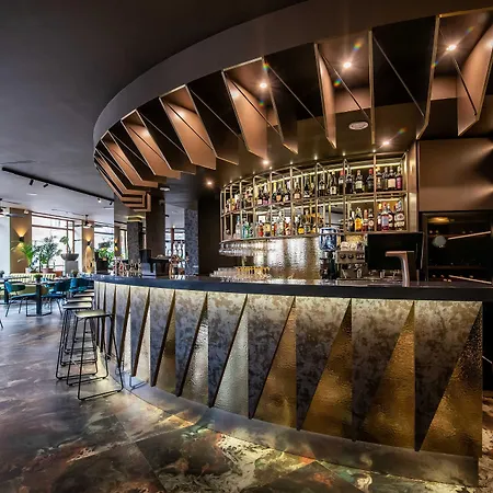 Conti Vilnius, Conference Centre, Restaurant & Bar Hotel 4*