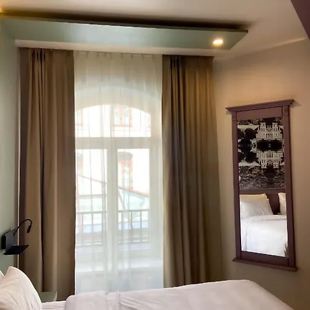 Hotel Conti