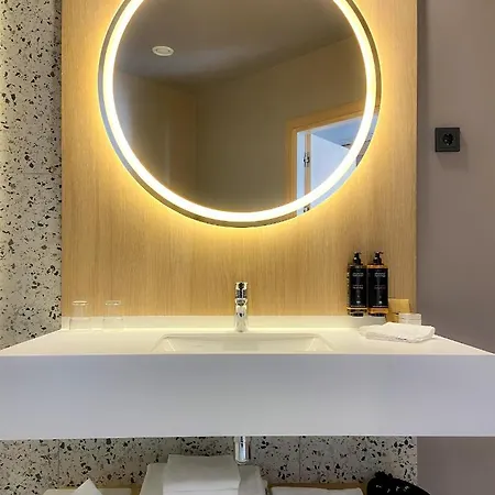 Hotel Conti