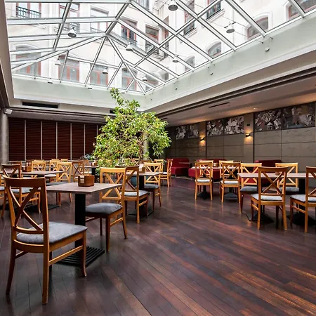 Hotel Conti Vilnius, Conference Centre, Restaurant & Bar 4*