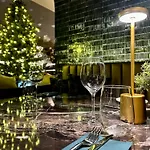 Conti Vilnius, Conference Centre, Restaurant & Bar 4*
