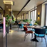 Conti Vilnius, Conference Centre, Restaurant & Bar Wilno