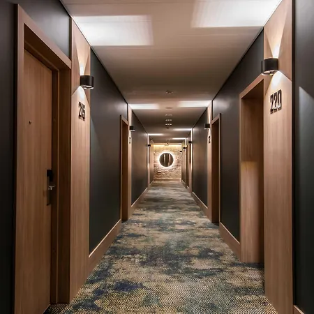 Готель Conti Vilnius, Conference Centre, Restaurant & Bar