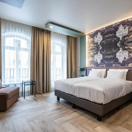 Conti Vilnius, Conference Centre, Restaurant & Bar Готель 4*