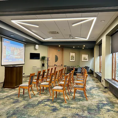 Conti Vilnius, Conference Centre, Restaurant & Bar Wilno